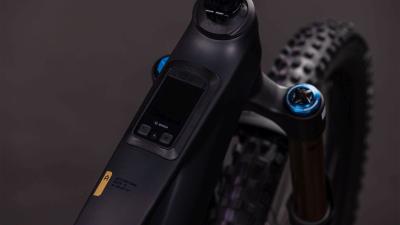 Cube AMS Hybrid 177 C:62 AT 600X carbon'n'gold Gr&ouml;&szlig;e: M Produktbild 1