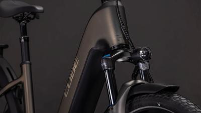 Cube Touring Hybrid Comfort SLX 800 charcoal'n'chrome Gr&ouml;&szlig;e: Easy Entry 62 cm Produktbild 5