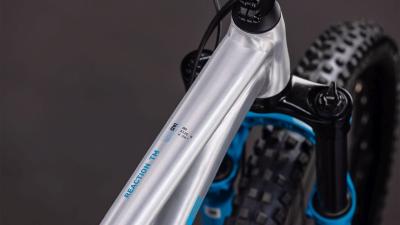 Cube Reaction TM ONE rawmetal'n'blue Gr&ouml;&szlig;e: M Produktbild 1