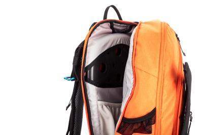 CUBE Rucksack EDGE TRAIL X Actionteam Produktbild 2